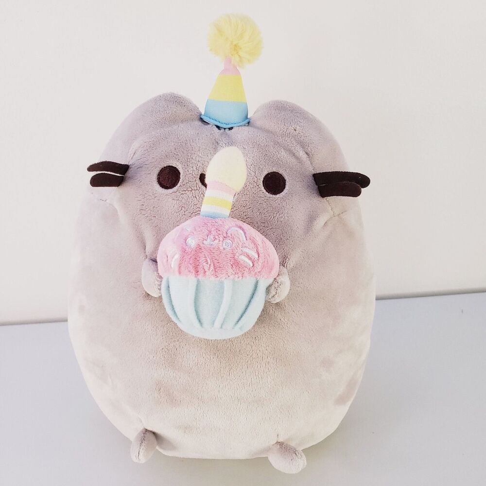 Gund PUSHEEN Happy Birthday Cat 10" Plush Toy Stuffed Animal Gray Cupcake Candle